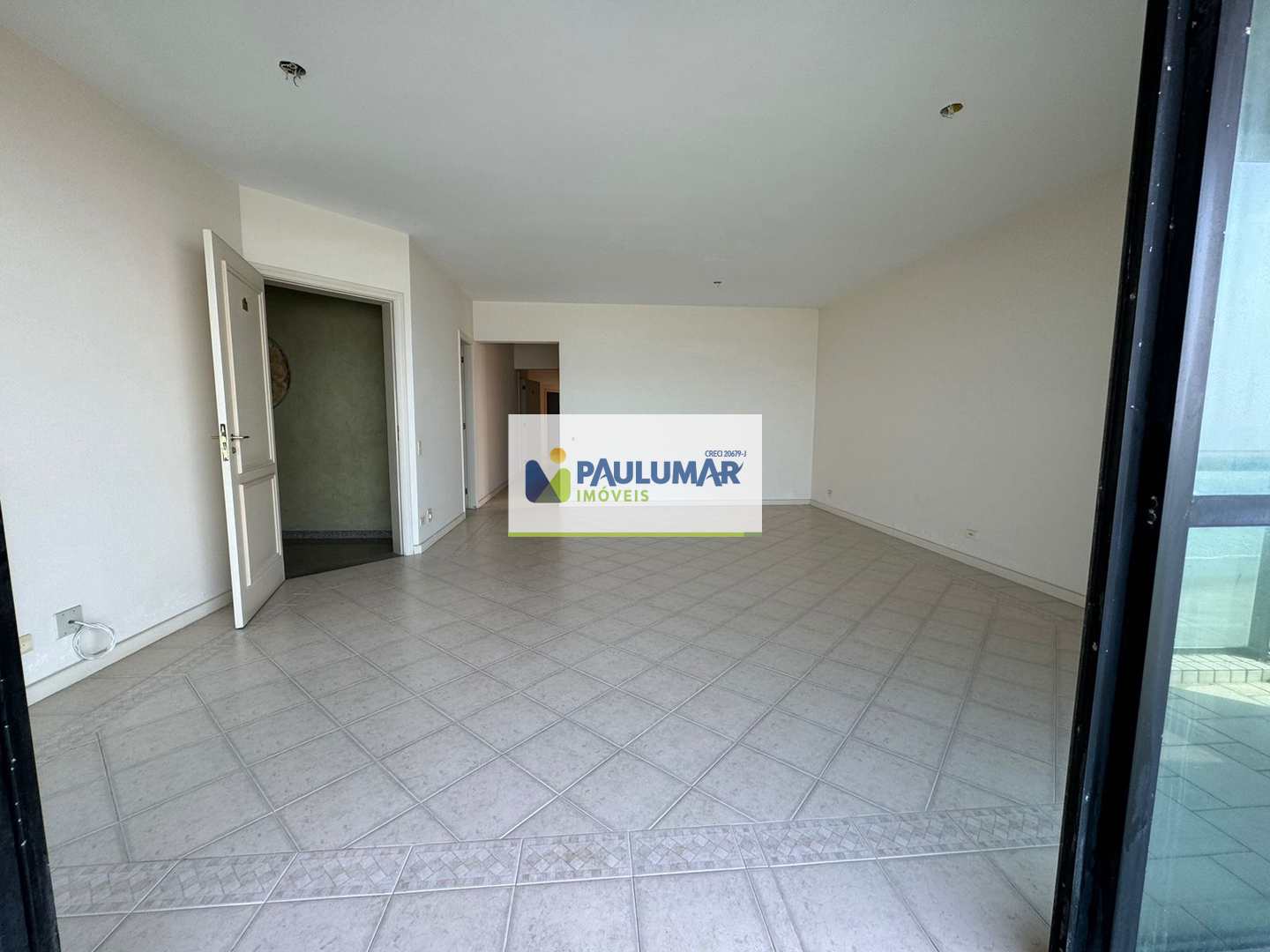 Apartamento à venda com 3 quartos, 140m² - Foto 6