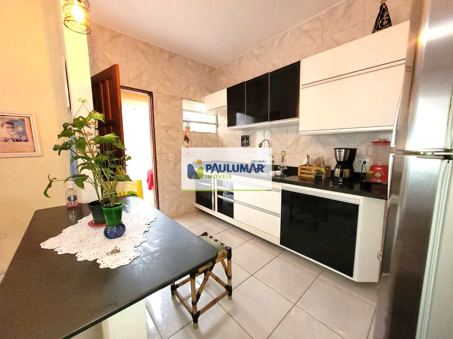 Casa à venda com 3 quartos, 141m² - Foto 2