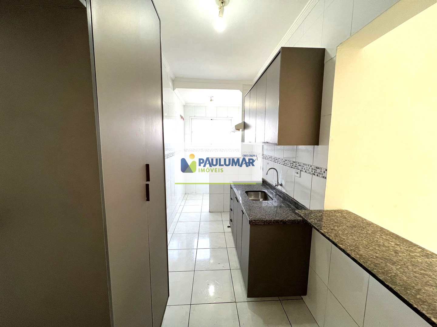 Apartamento à venda com 2 quartos, 60m² - Foto 2