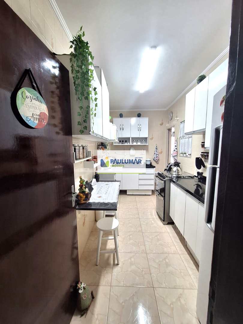 Apartamento à venda com 3 quartos, 85m² - Foto 3