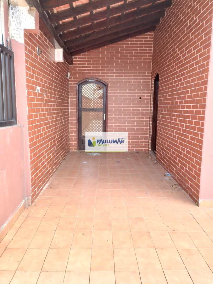 Casa à venda com 2 quartos, 75m² - Foto 2