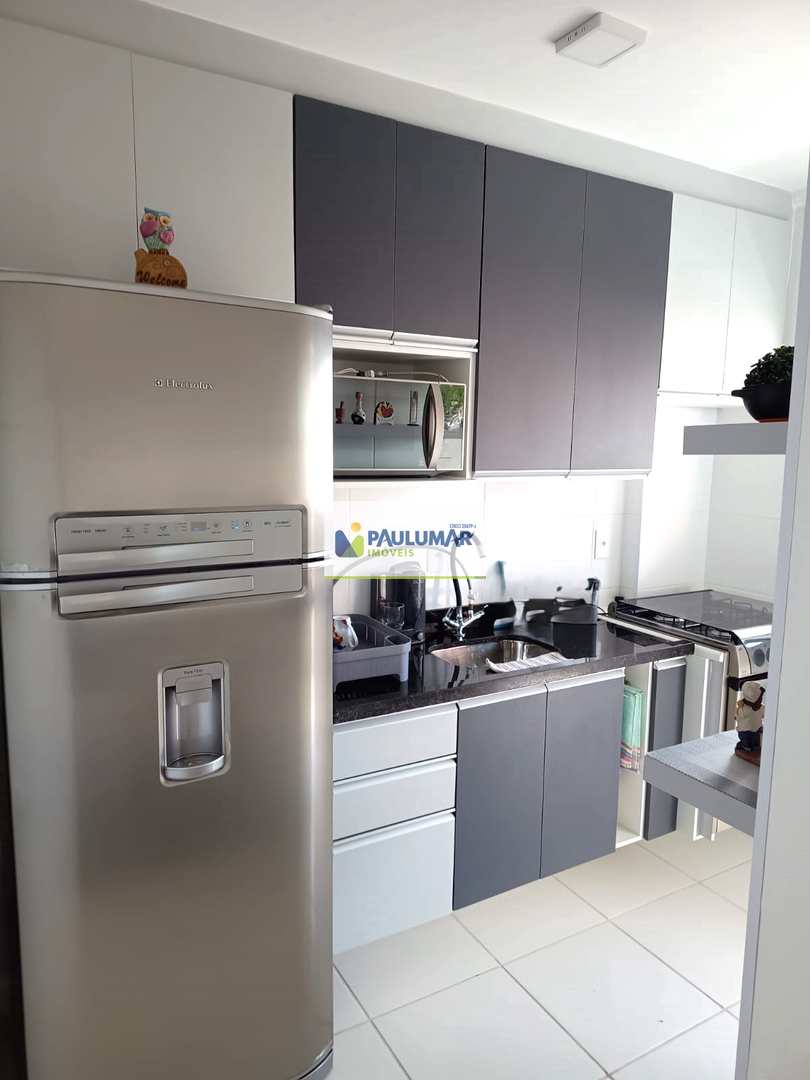 Apartamento à venda com 2 quartos, 60m² - Foto 2