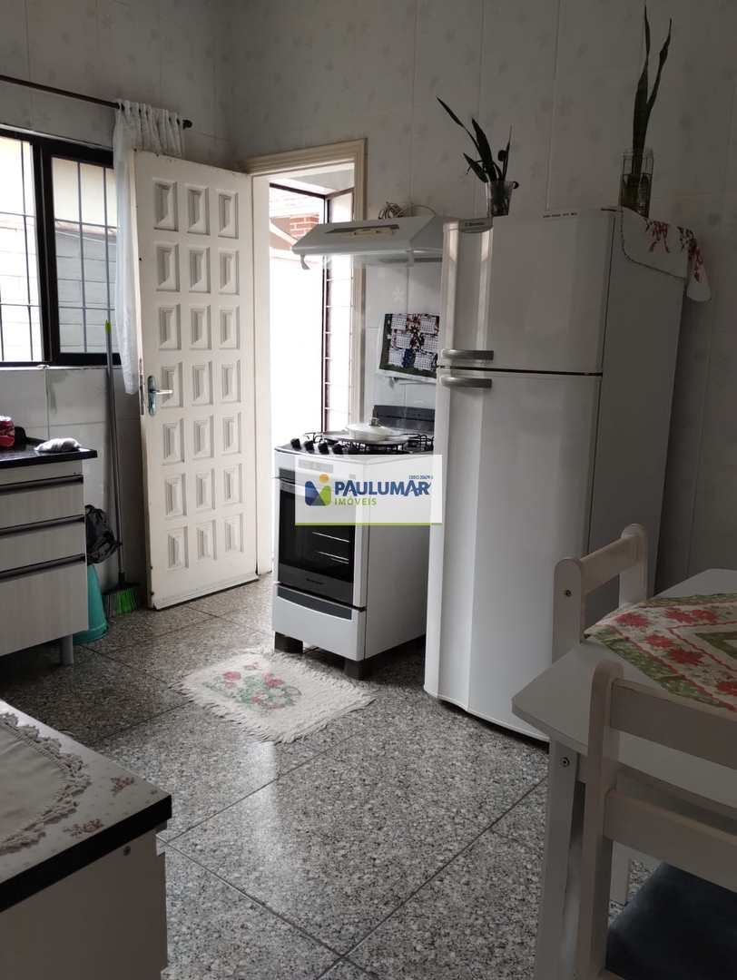 Casa à venda e aluguel com 2 quartos, 75m² - Foto 8