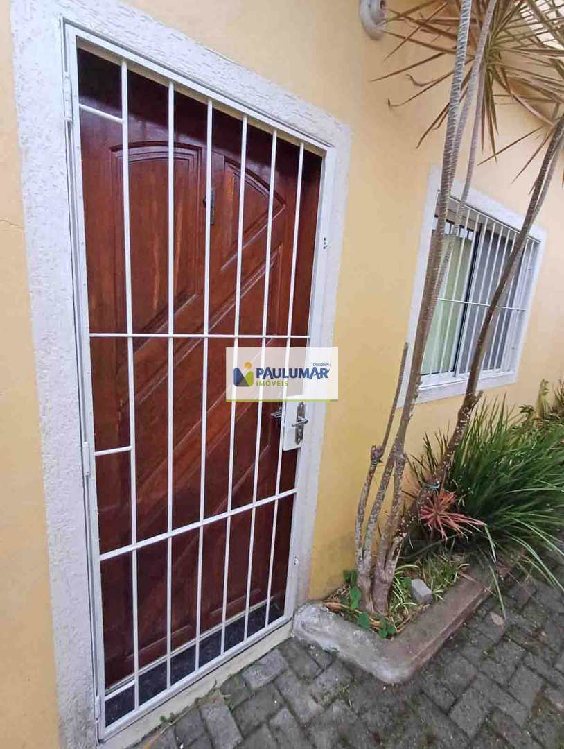 Sobrado à venda com 2 quartos, 76m² - Foto 4