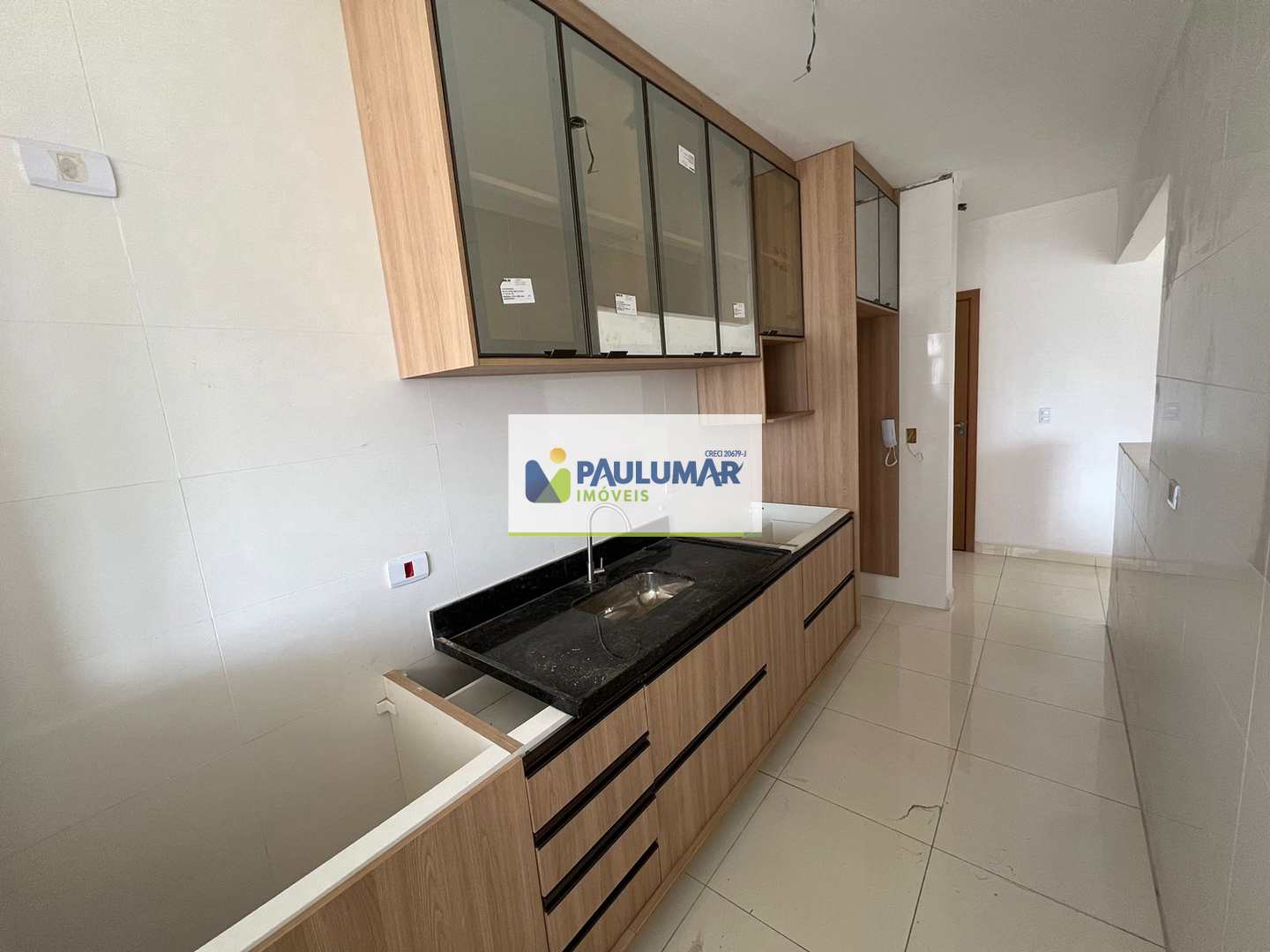 Apartamento à venda com 2 quartos, 85m² - Foto 3