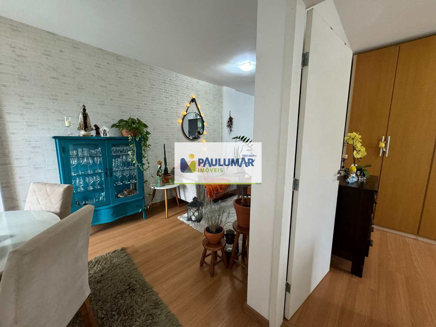 Apartamento à venda com 2 quartos, 64m² - Foto 8