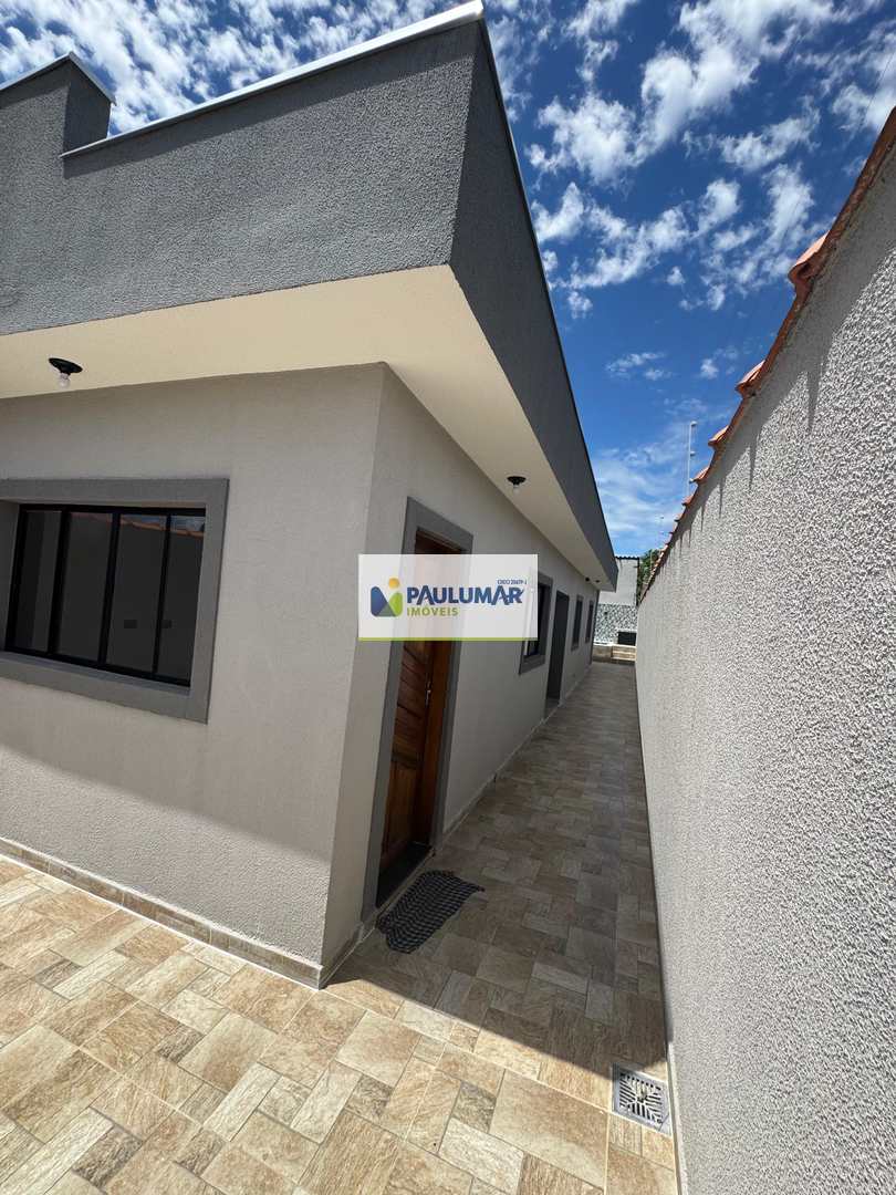 Casa à venda com 2 quartos, 56m² - Foto 4