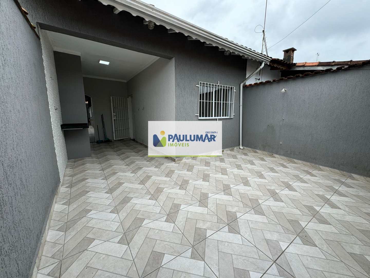 Casa à venda com 2 quartos, 84m² - Foto 1