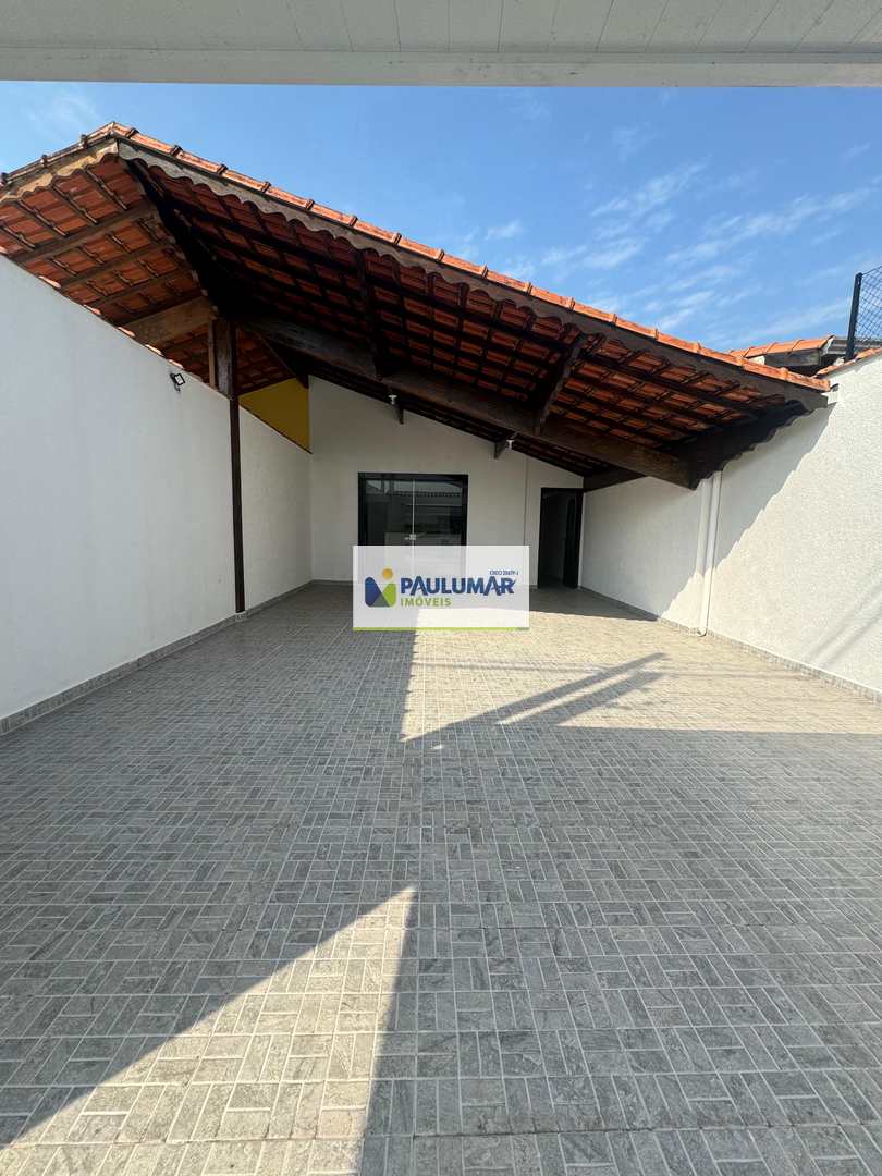 Casa à venda com 2 quartos, 97m² - Foto 1