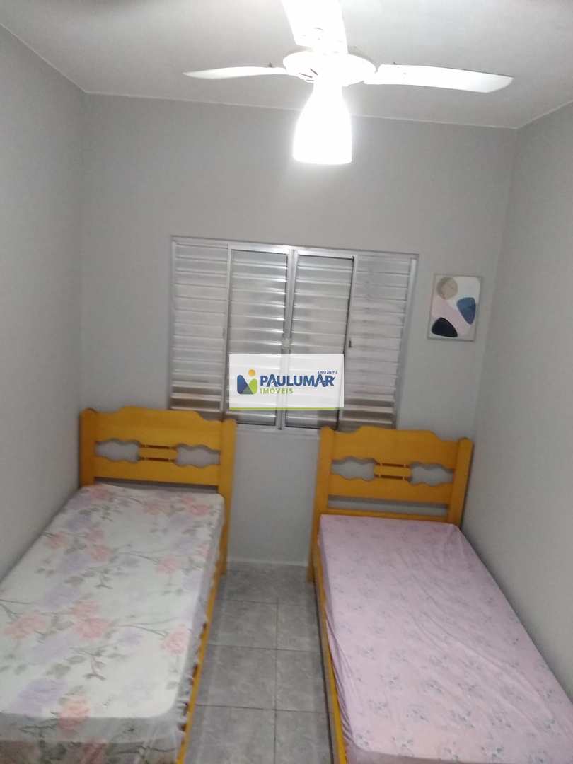 Casa à venda com 3 quartos, 50m² - Foto 8