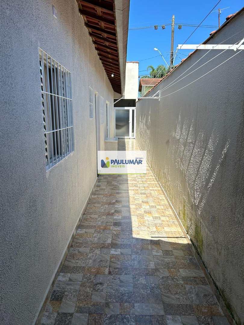 Casa à venda com 2 quartos, 60m² - Foto 4