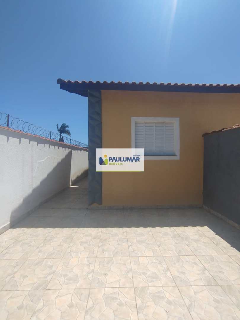 Casa à venda com 2 quartos, 69m² - Foto 4