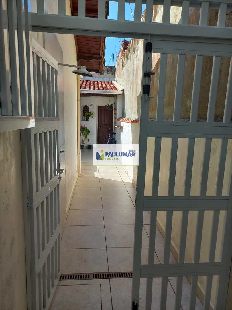 Casa à venda com 4 quartos, 300m² - Foto 27