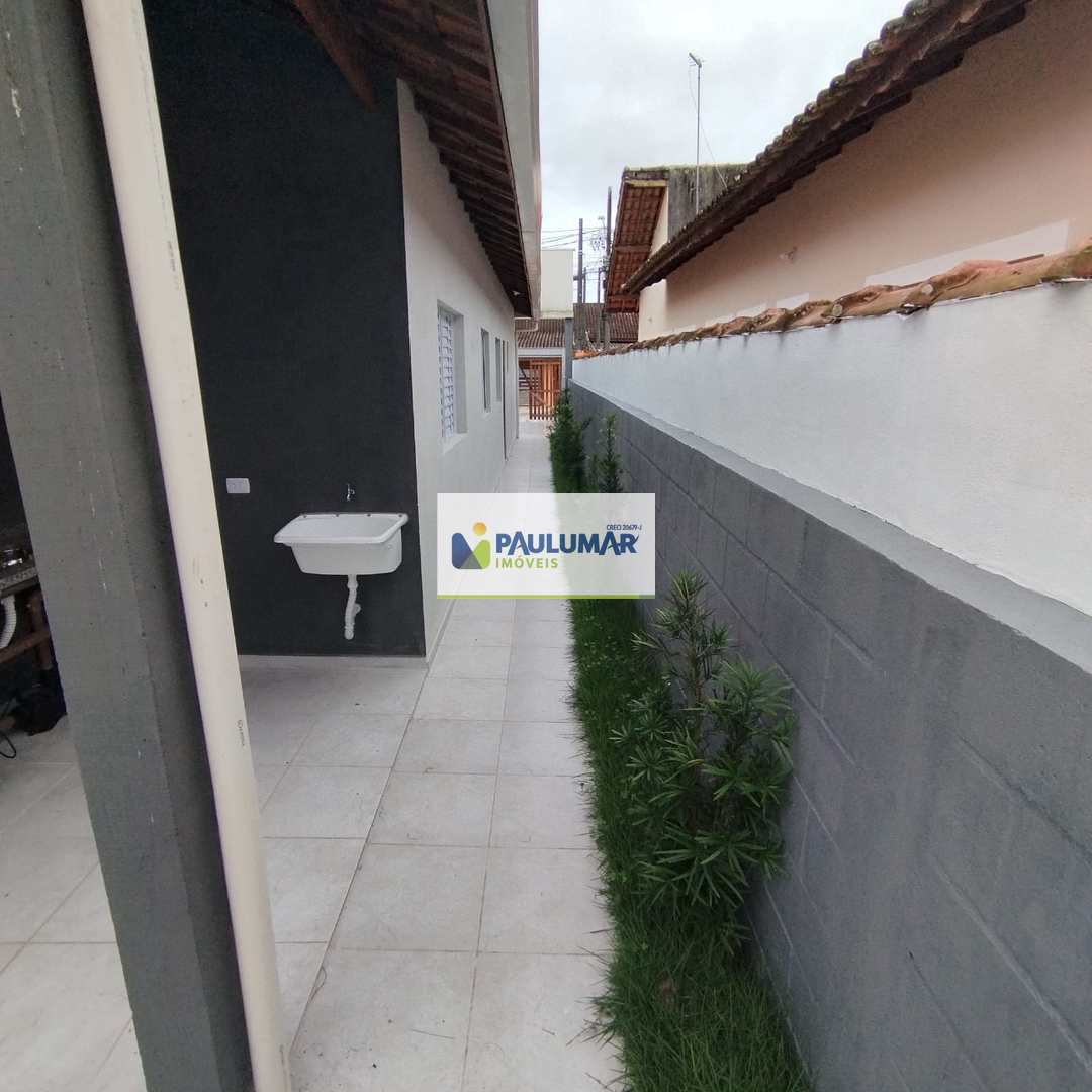 Casa à venda com 2 quartos, 60m² - Foto 5