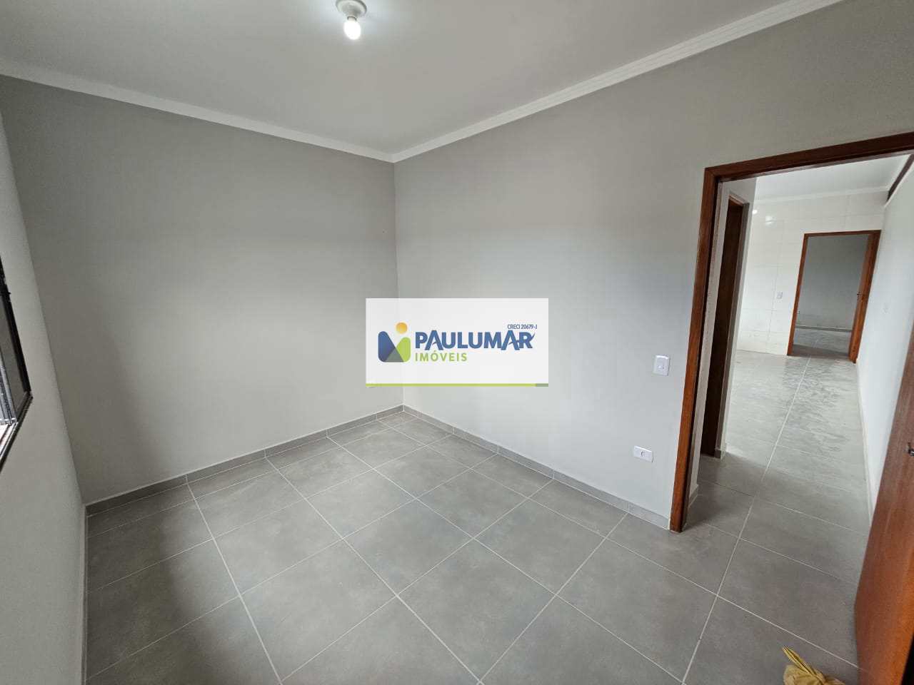 Casa à venda com 2 quartos, 60m² - Foto 18