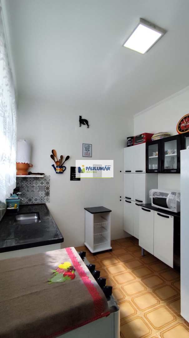 Casa para alugar com 2 quartos, 180m² - Foto 18