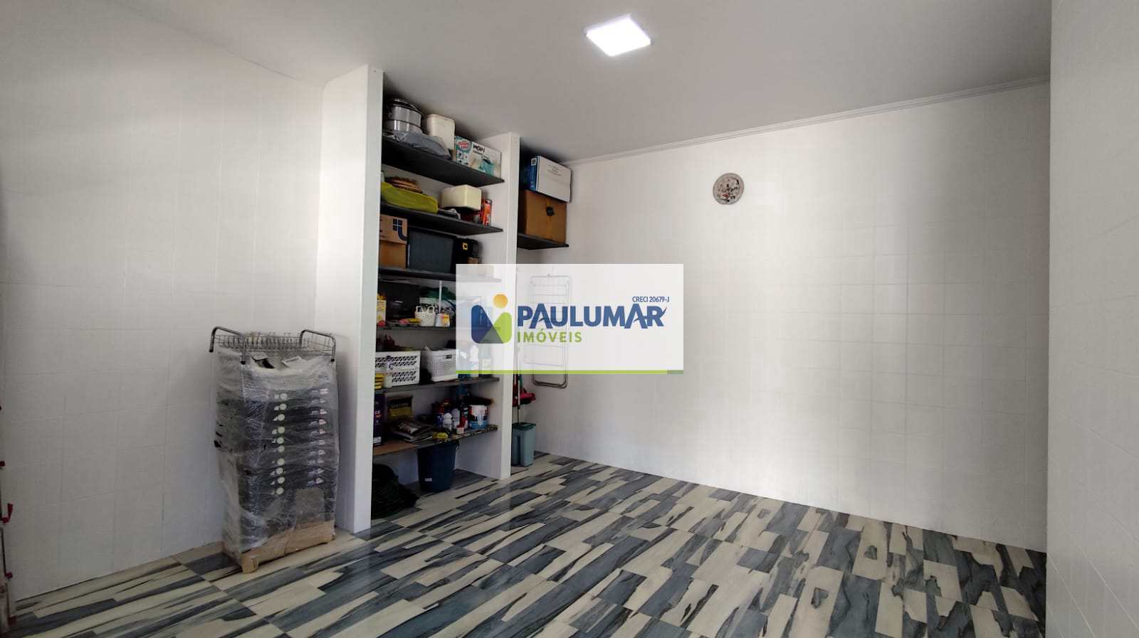 Casa para alugar com 2 quartos, 180m² - Foto 27