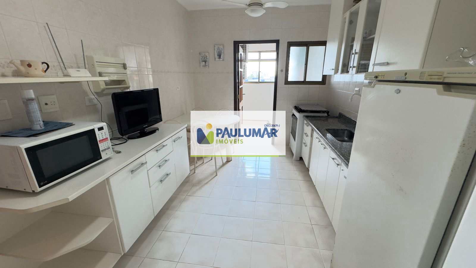 Apartamento para alugar com 3 quartos, 131m² - Foto 18