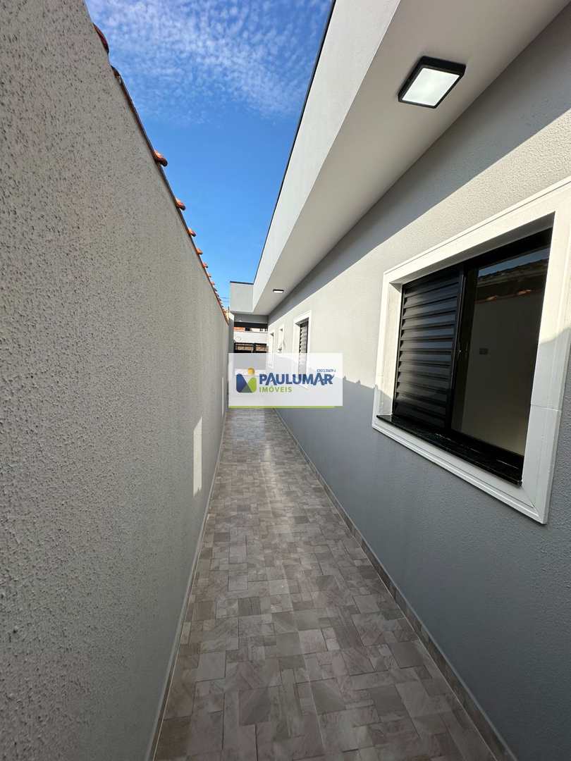 Casa à venda com 2 quartos, 68m² - Foto 4