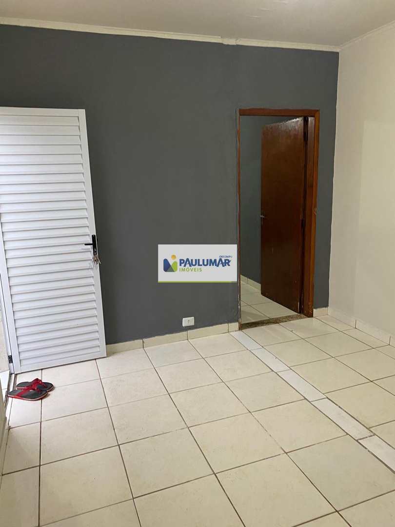 Casa de Condomínio para alugar com 1 quarto, 45m² - Foto 3