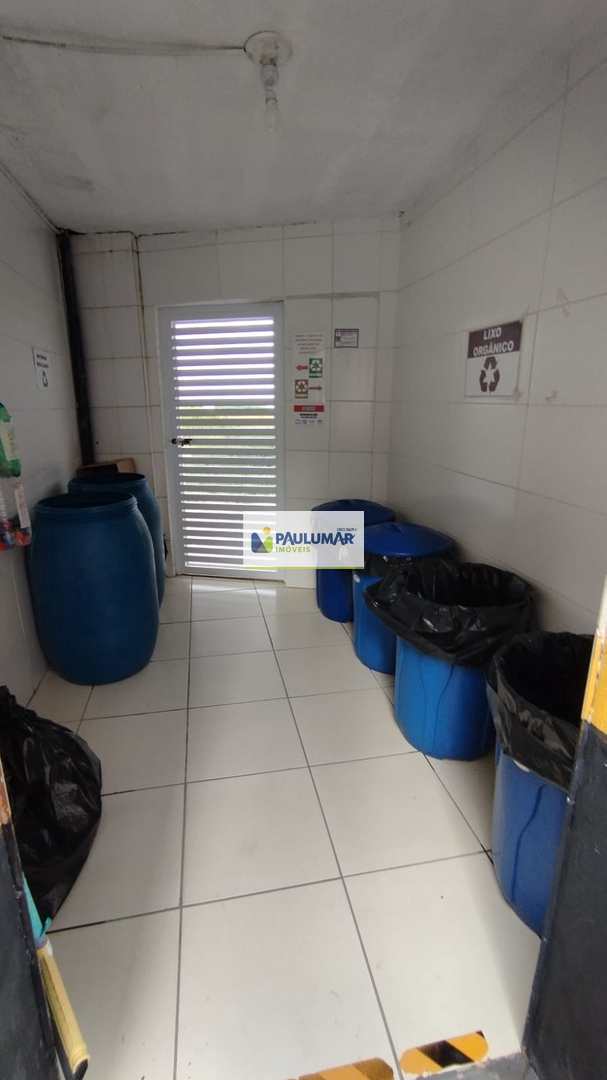 Apartamento para alugar com 1 quarto, 50m² - Foto 14