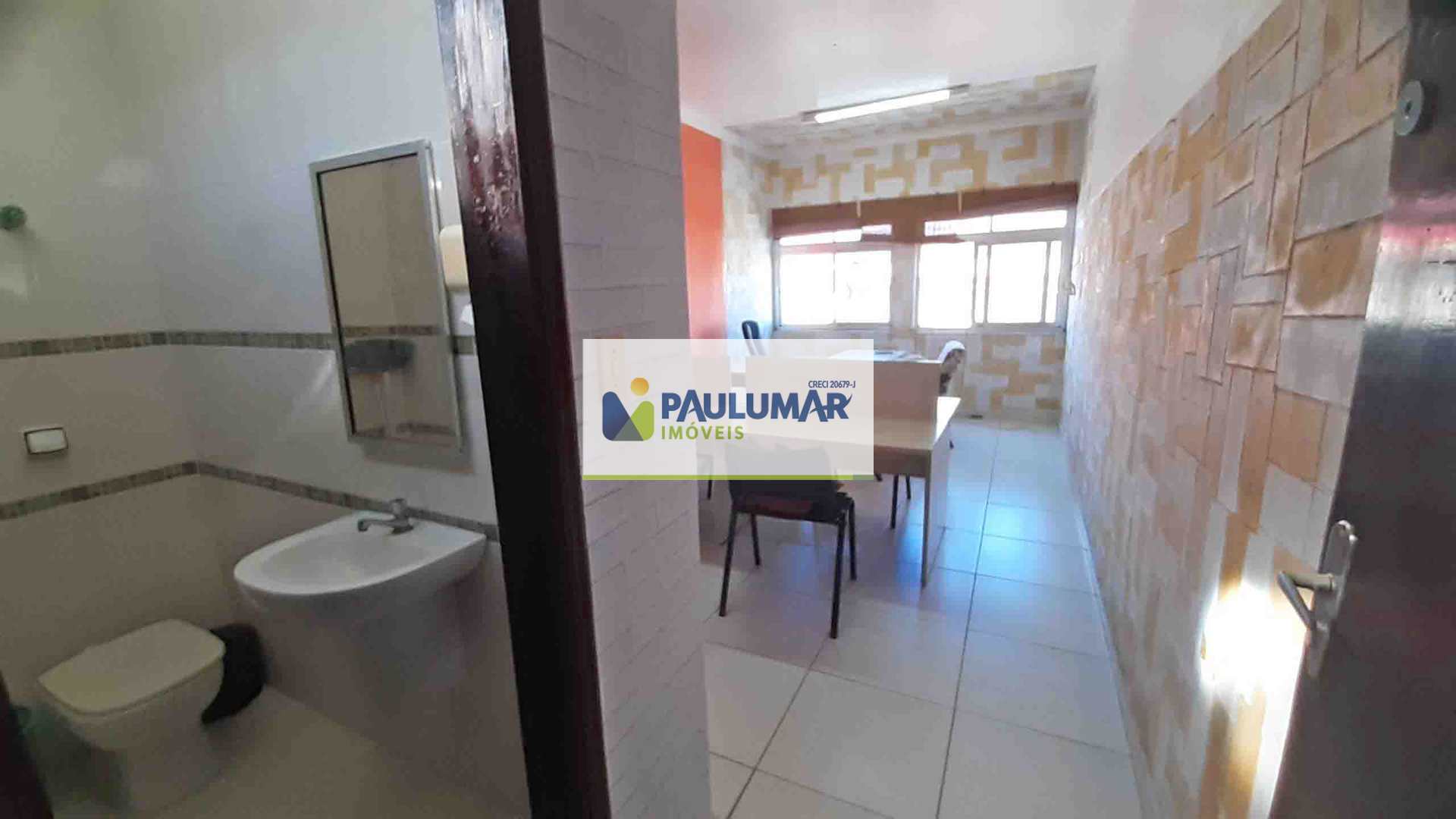 Sala com 0 quarto, Centro, Mongaguá - R$ 150 mil, Cod: 833591