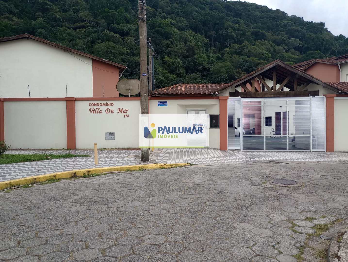 Sobrado com 2 quartos, Centro, Mongaguá - R$ 210 mil, Cod: 833658