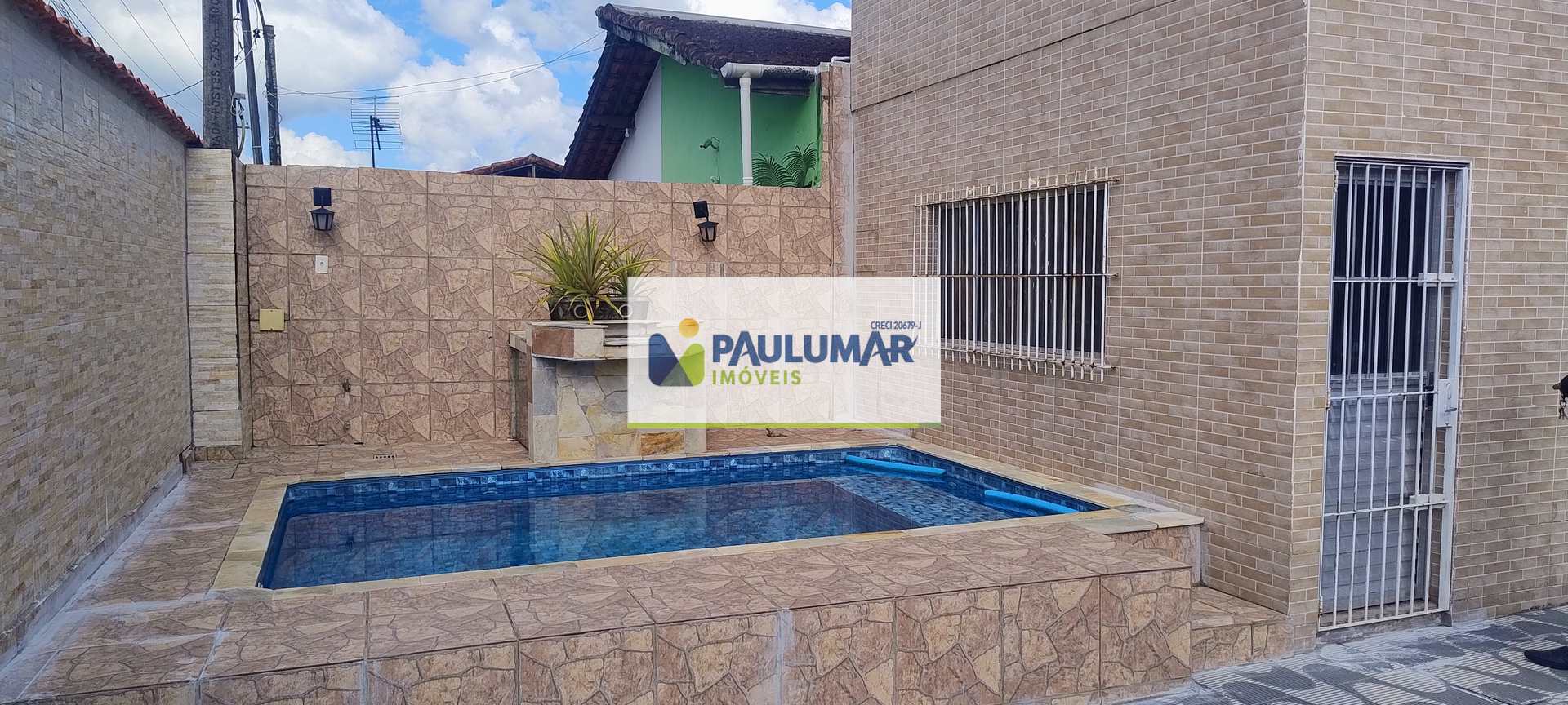Sobrado com 6 quartos, Vera Cruz, Mongaguá - R$ 400 mil, Cod: 833677