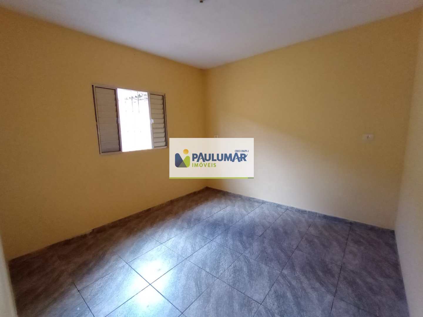 Casa para alugar com 2 quartos, 70m² - Foto 11