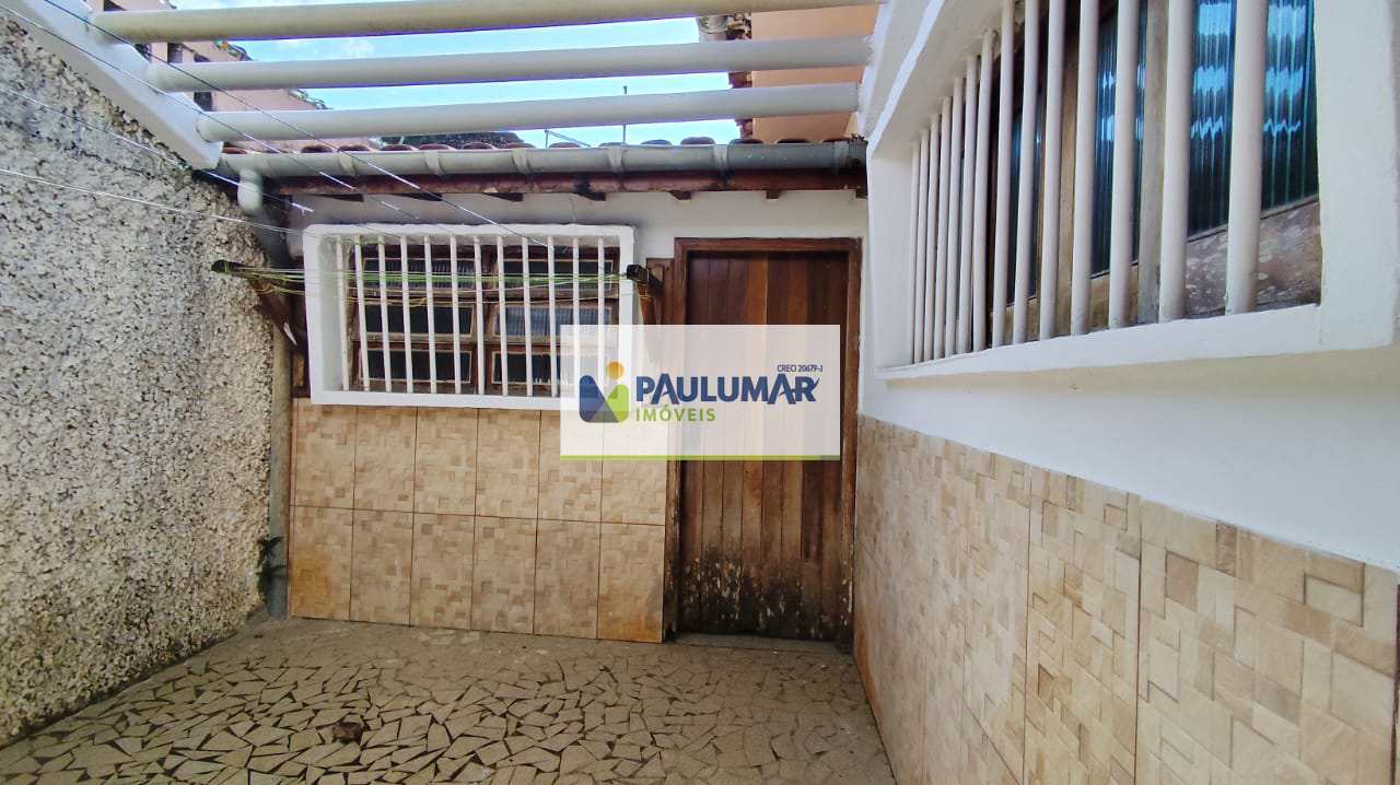 Casa para alugar com 2 quartos, 108m² - Foto 4