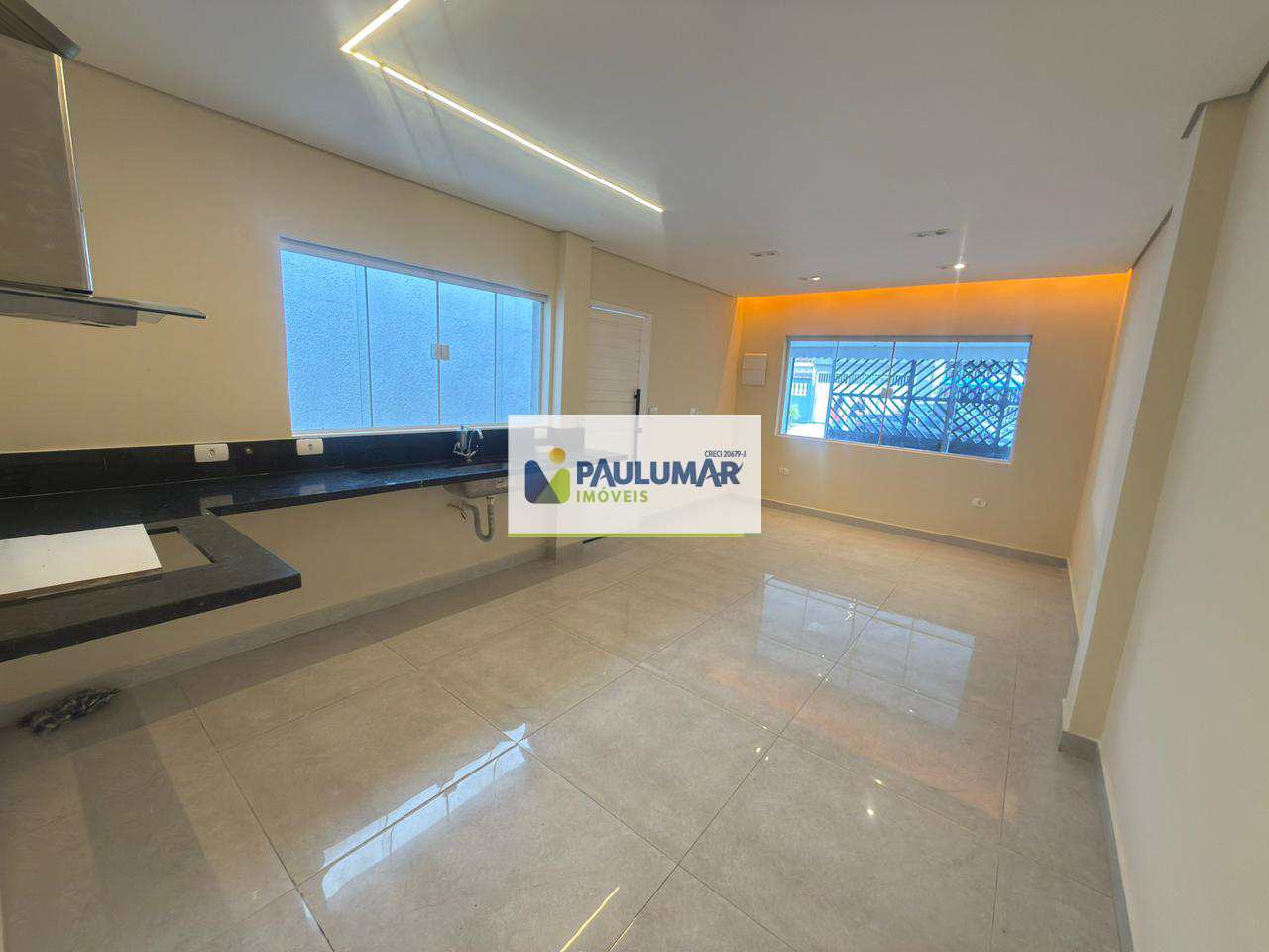 Casa com 2 quartos, Balneário Maracanã, Praia Grande - R$ 490 mil, Cod: 835002