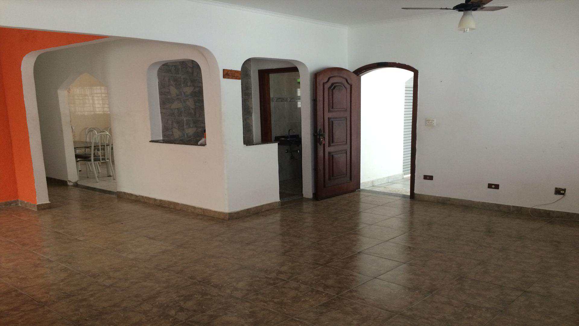 Casa à venda com 5 quartos, 150m² - Foto 10