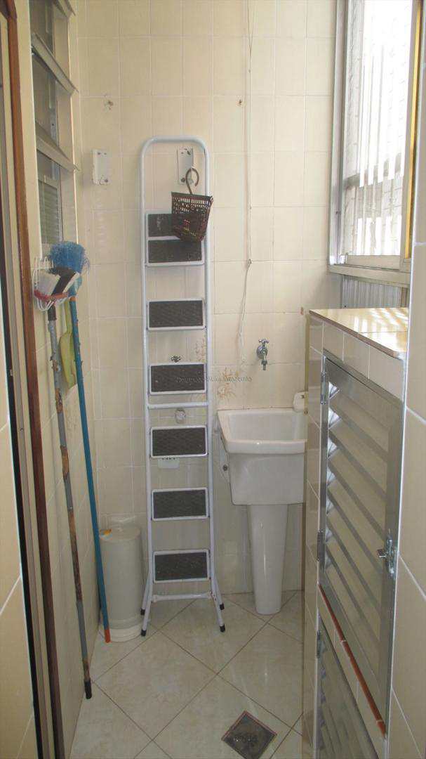 Apartamento à venda com 2 quartos, 70m² - Foto 18