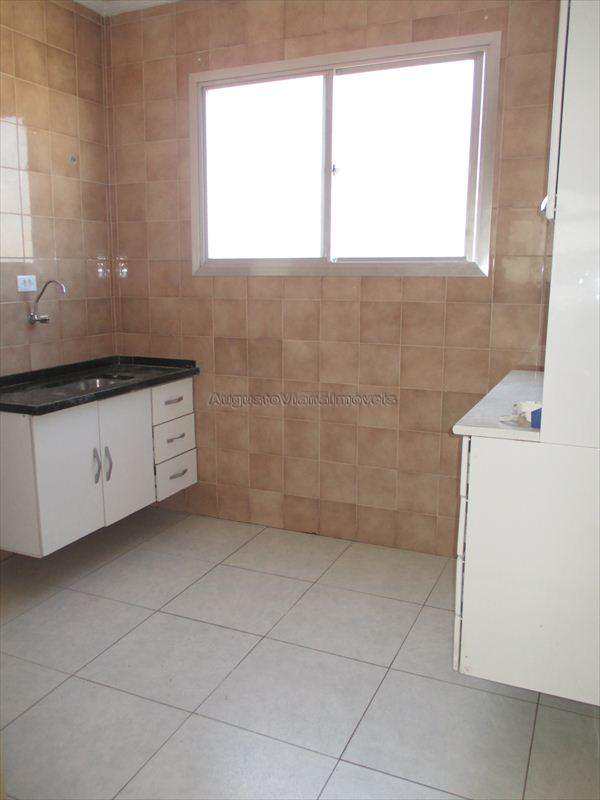 Apartamento à venda com 2 quartos, 65m² - Foto 4