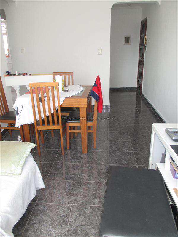 Apartamento à venda com 1 quarto, 60m² - Foto 4