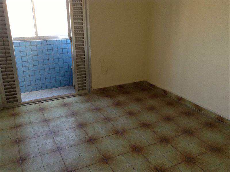 Apartamento à venda com 2 quartos, 70m² - Foto 4