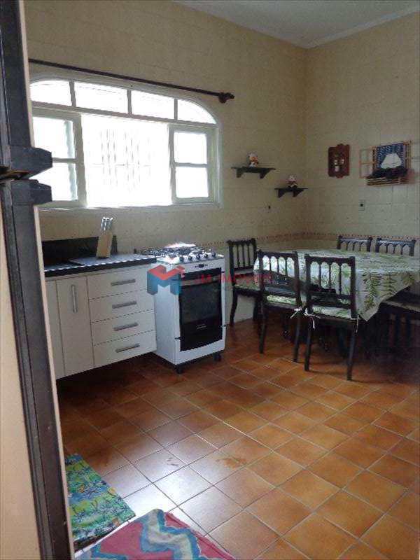 Casa à venda com 2 quartos, 90m² - Foto 8