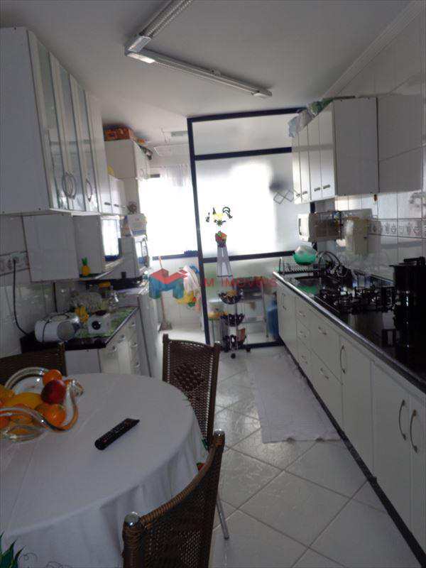 Apartamento à venda com 3 quartos, 107m² - Foto 5