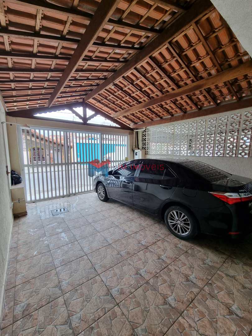 Casa à venda com 2 quartos, 115m² - Foto 2