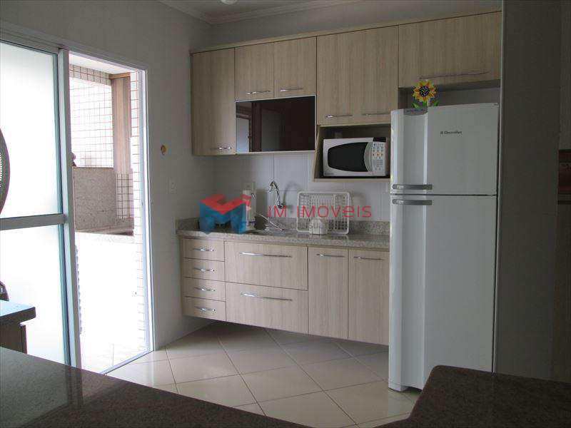 Apartamento à venda com 2 quartos, 79m² - Foto 10