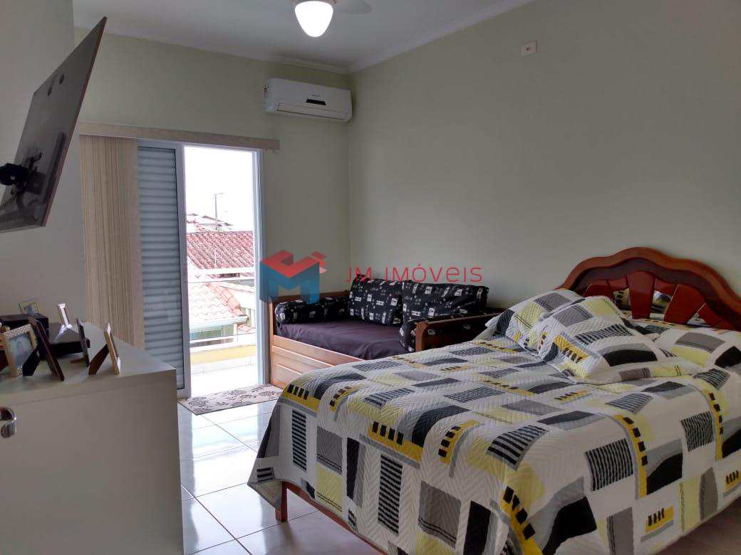 Casa à venda com 4 quartos, 231m² - Foto 18