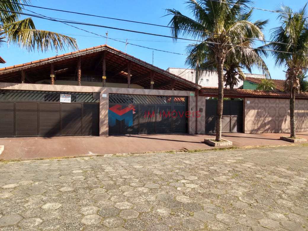 Casa à venda com 5 quartos, 250m² - Foto 1