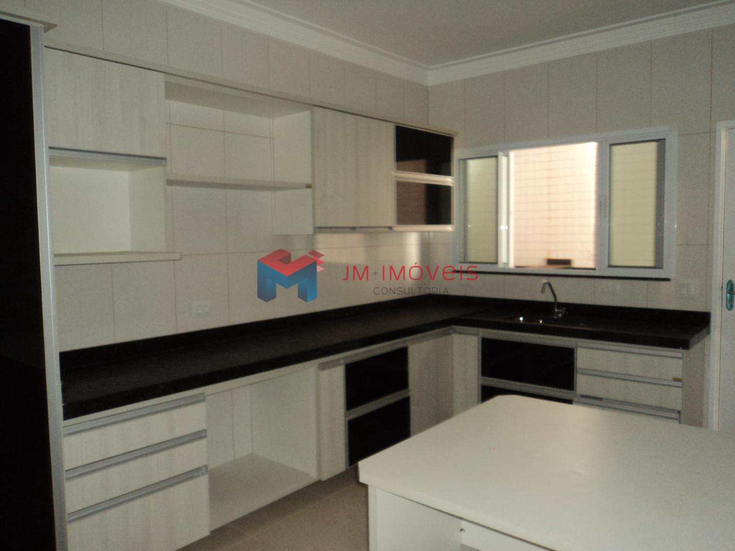 Casa à venda com 5 quartos, 213m² - Foto 11