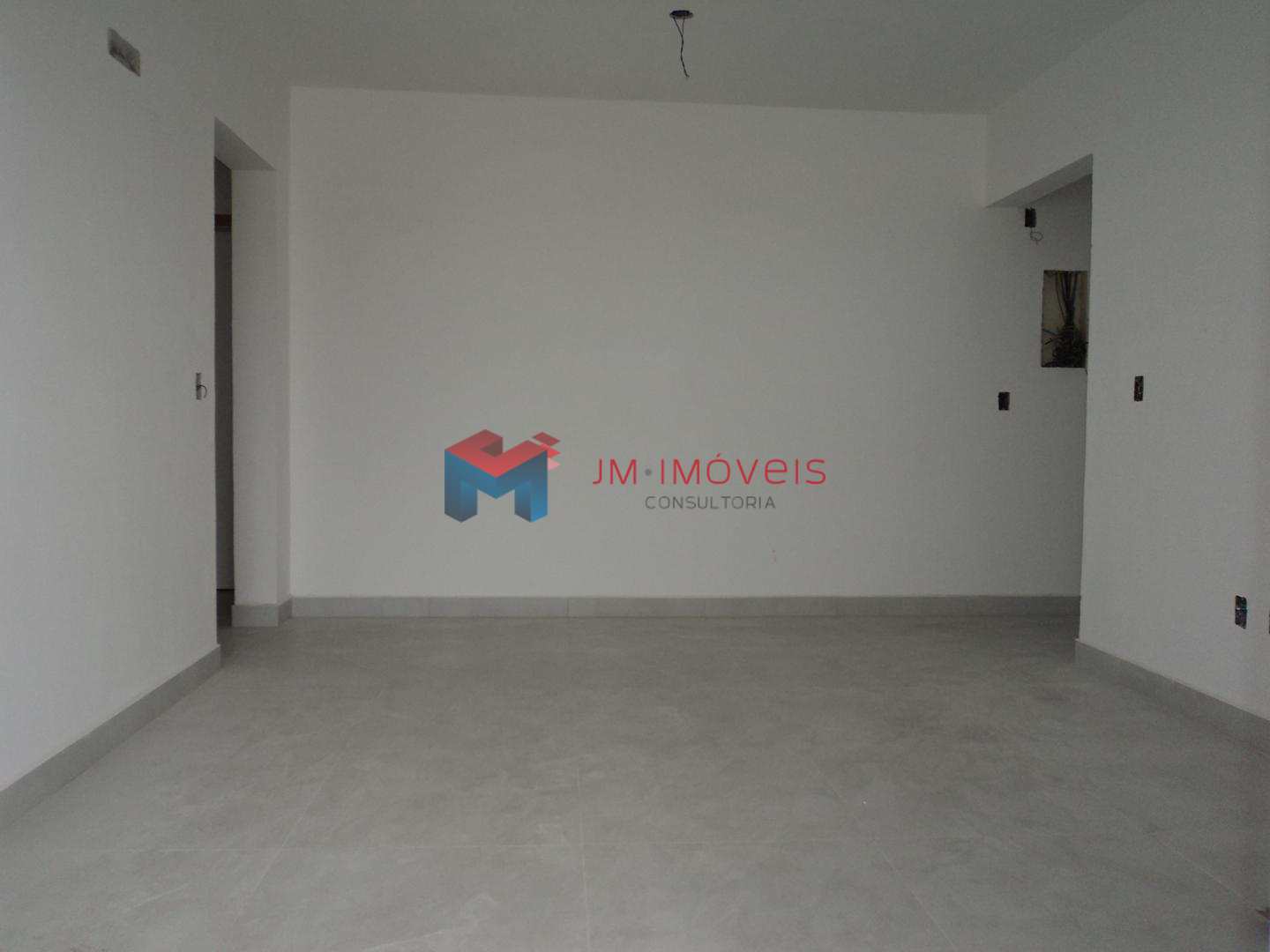 Apartamento à venda com 3 quartos, 140m² - Foto 4