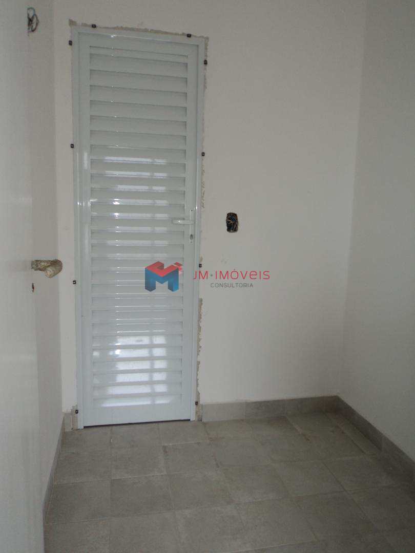 Apartamento à venda com 3 quartos, 140m² - Foto 25