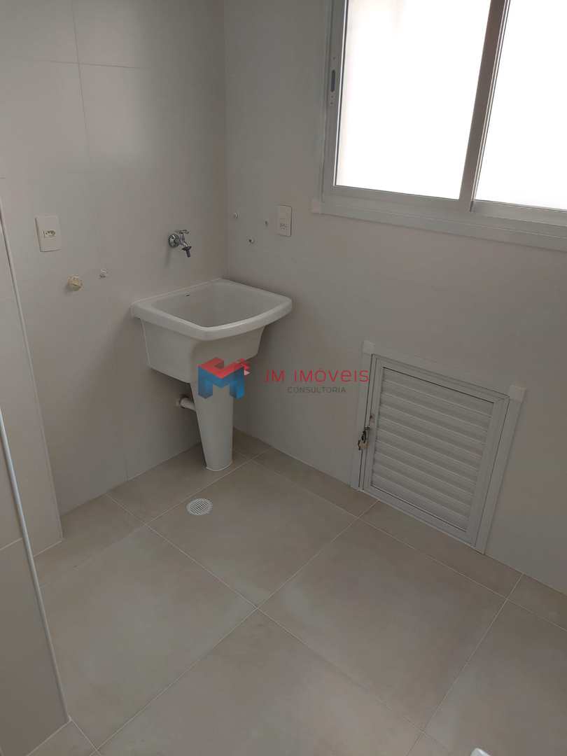 Apartamento à venda com 3 quartos, 125m² - Foto 16