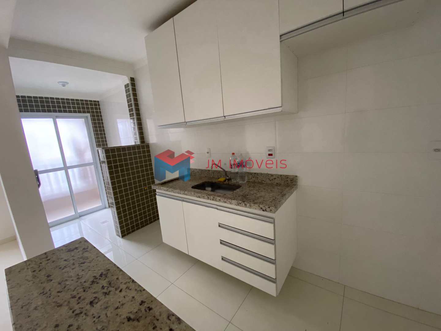 Apartamento à venda com 2 quartos, 70m² - Foto 11