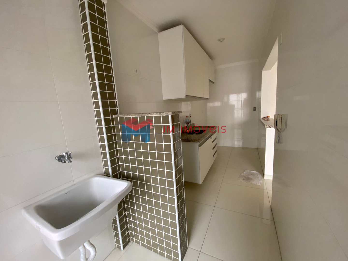 Apartamento à venda com 2 quartos, 70m² - Foto 12