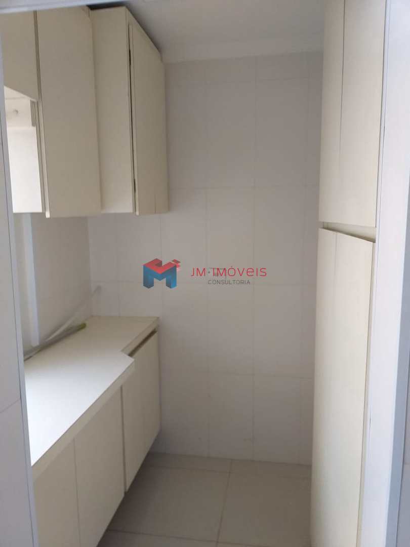 Apartamento à venda com 2 quartos, 69m² - Foto 17