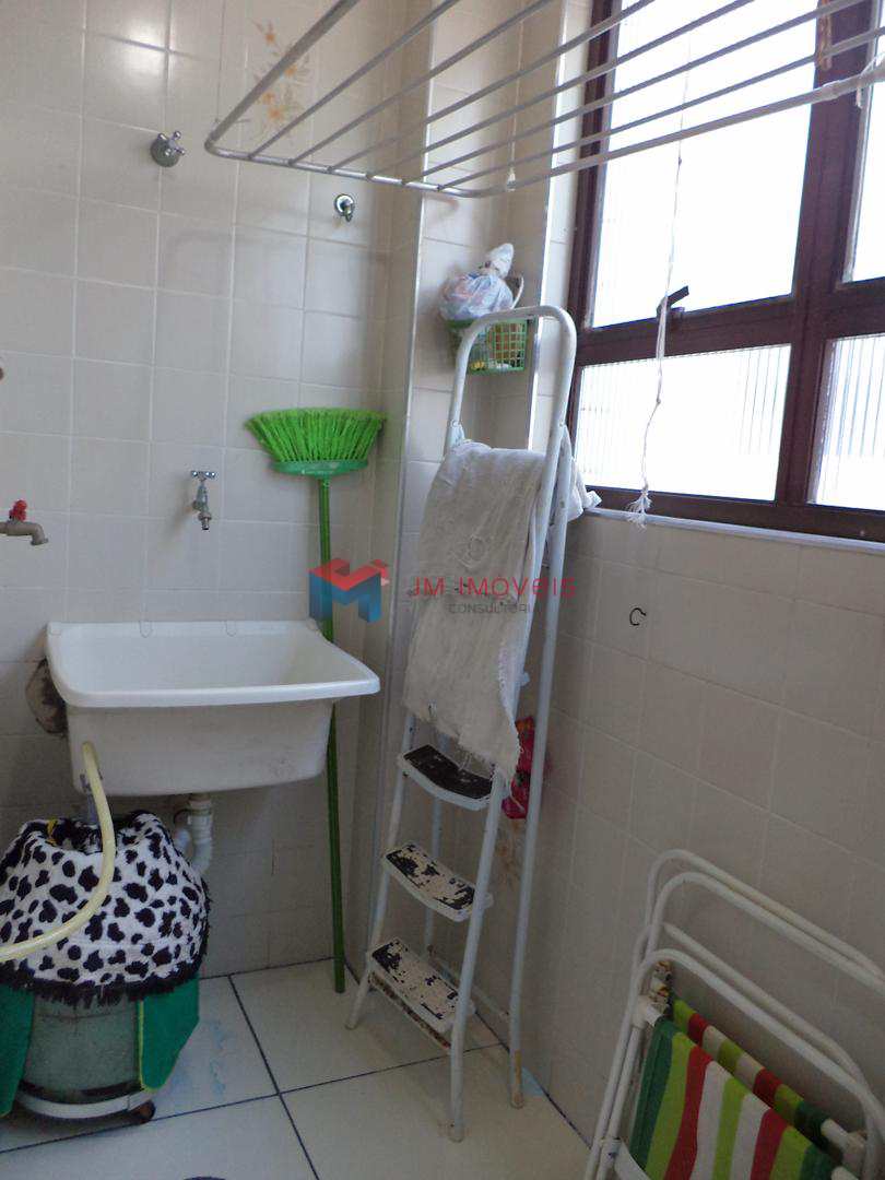 Apartamento à venda com 2 quartos, 90m² - Foto 7